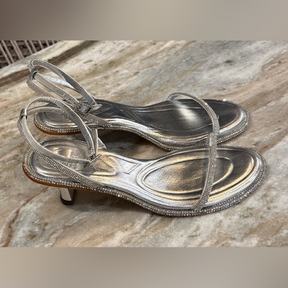 Women’s VICENZA Rhinstone silver kitten heels- Size US 7 - Picture 5 of 8